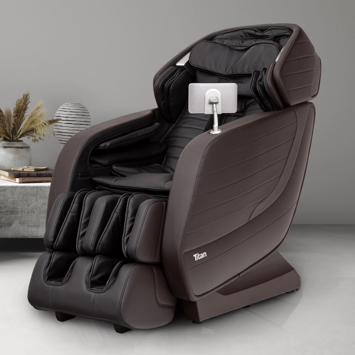 Titan Jupiter LE Premium Massage Chair