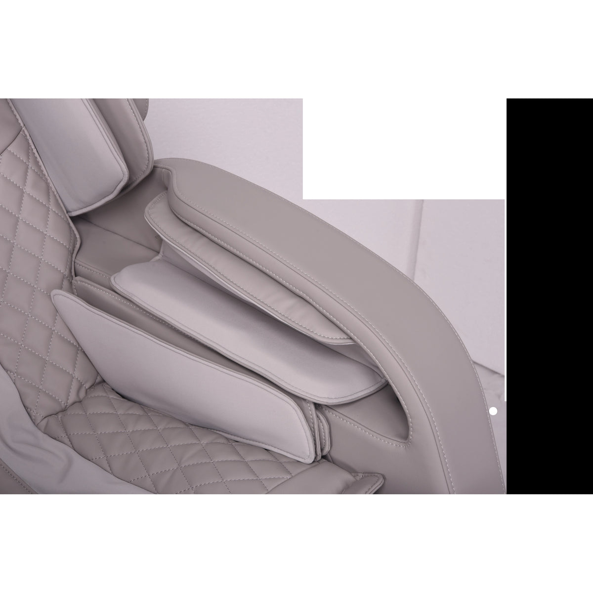 Titan 4D Advent Massage Chair