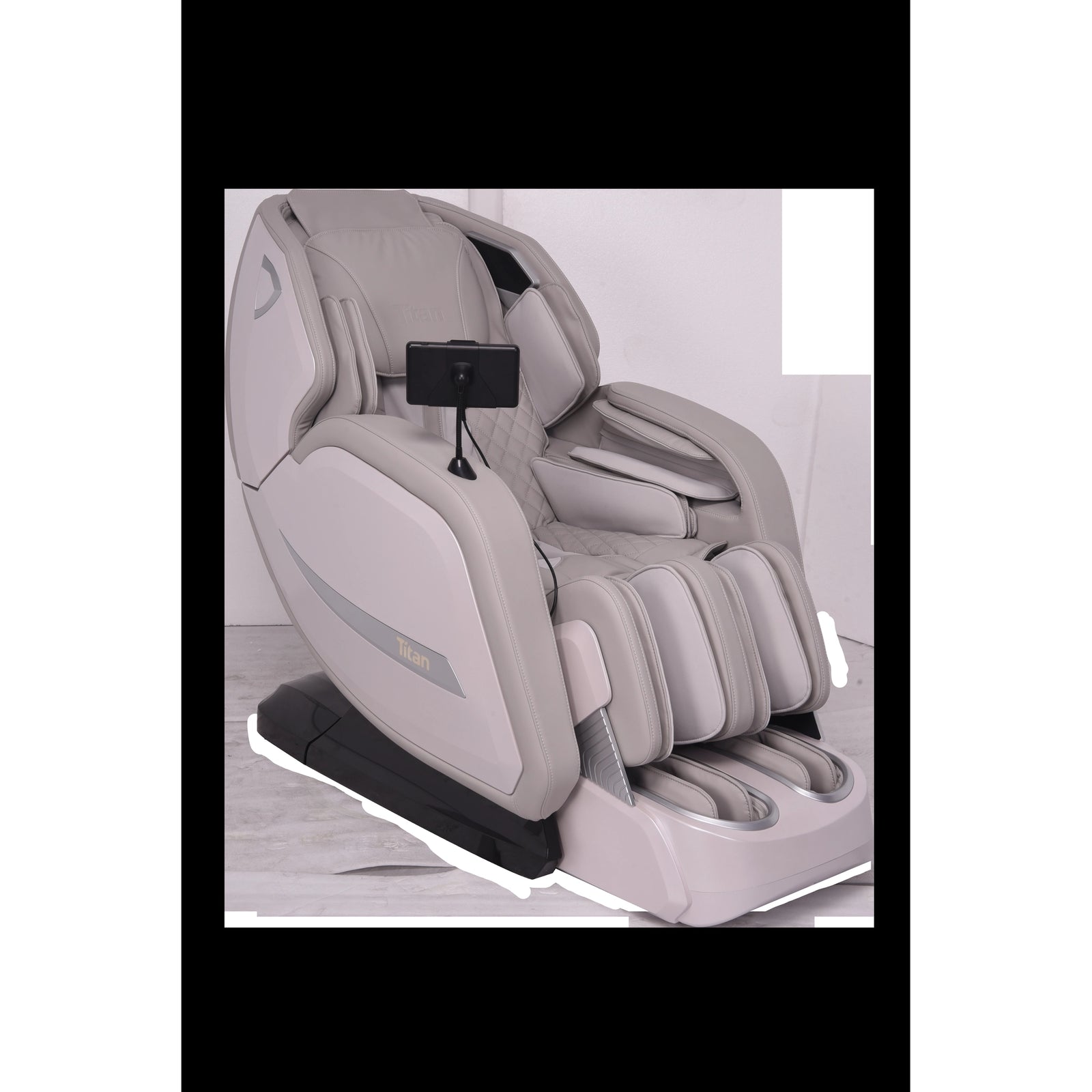 Titan 4D Advent Massage Chair